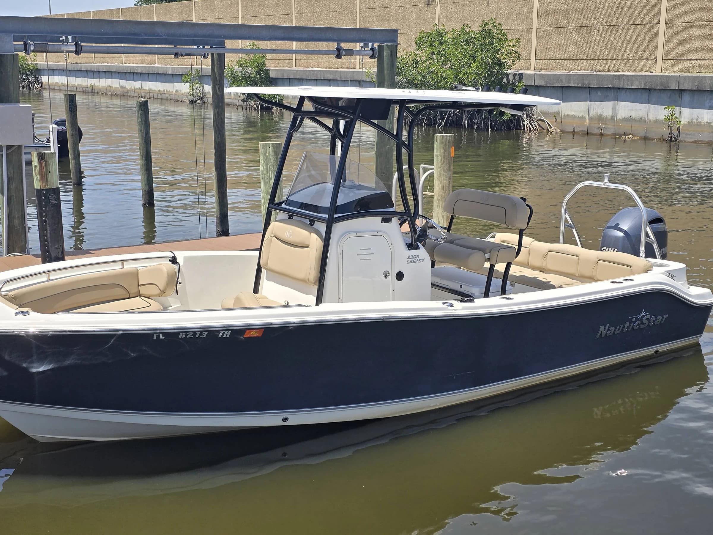 Center Console in Cape Coral, Florida