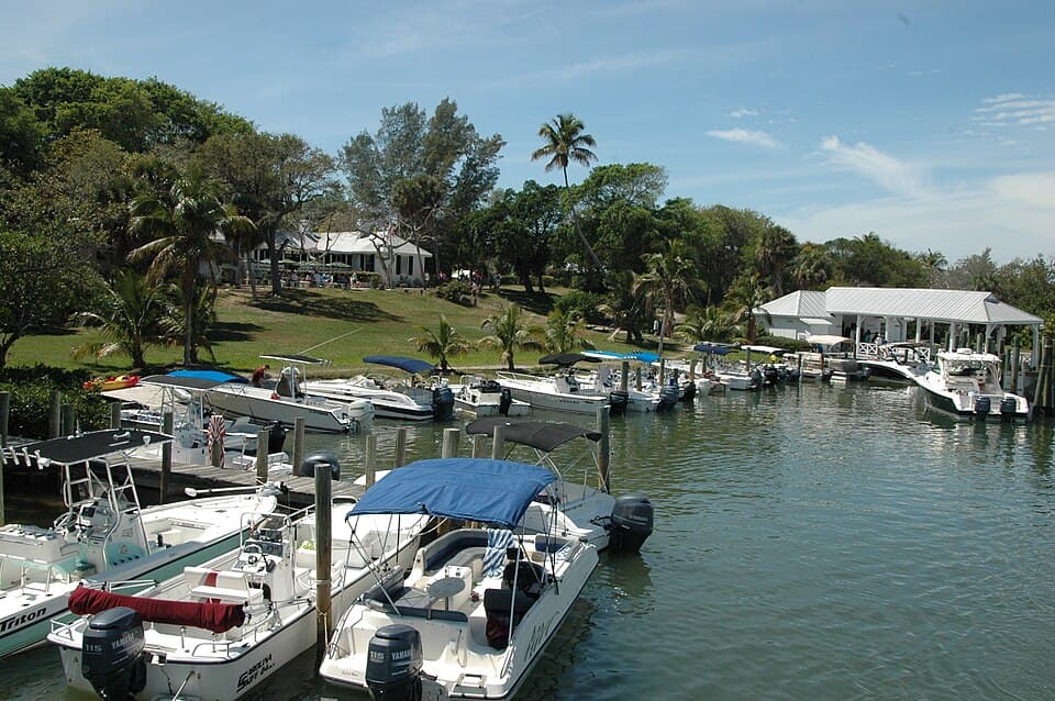 Approaching Cabbage Key by boat